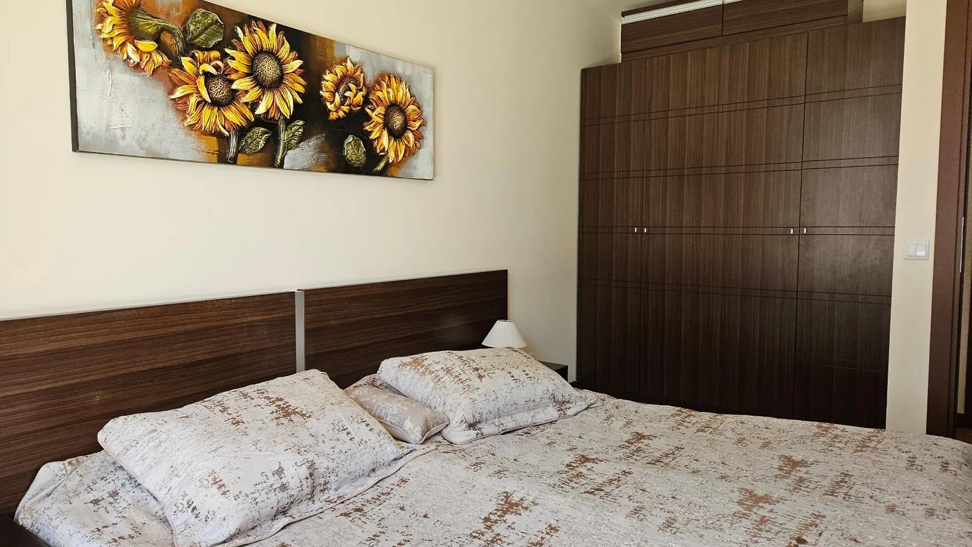 Terra Complex D4 - Private Apartment - Golf, Skiing & Spa Bansko